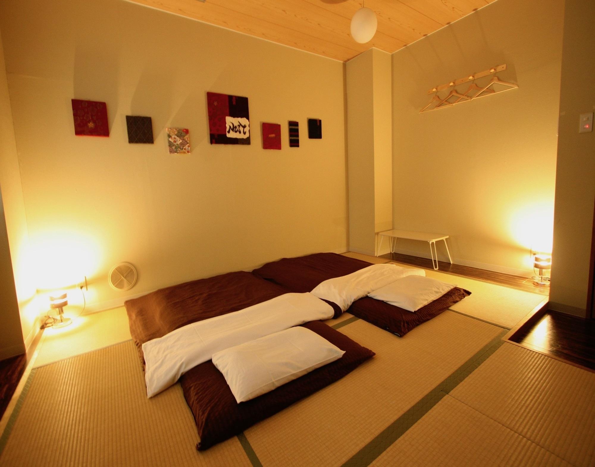 旅馆 Nest